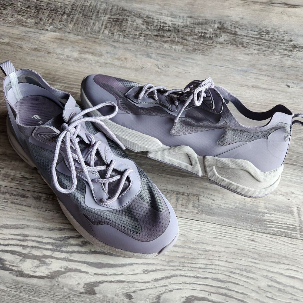 (11) Fabletics shoes